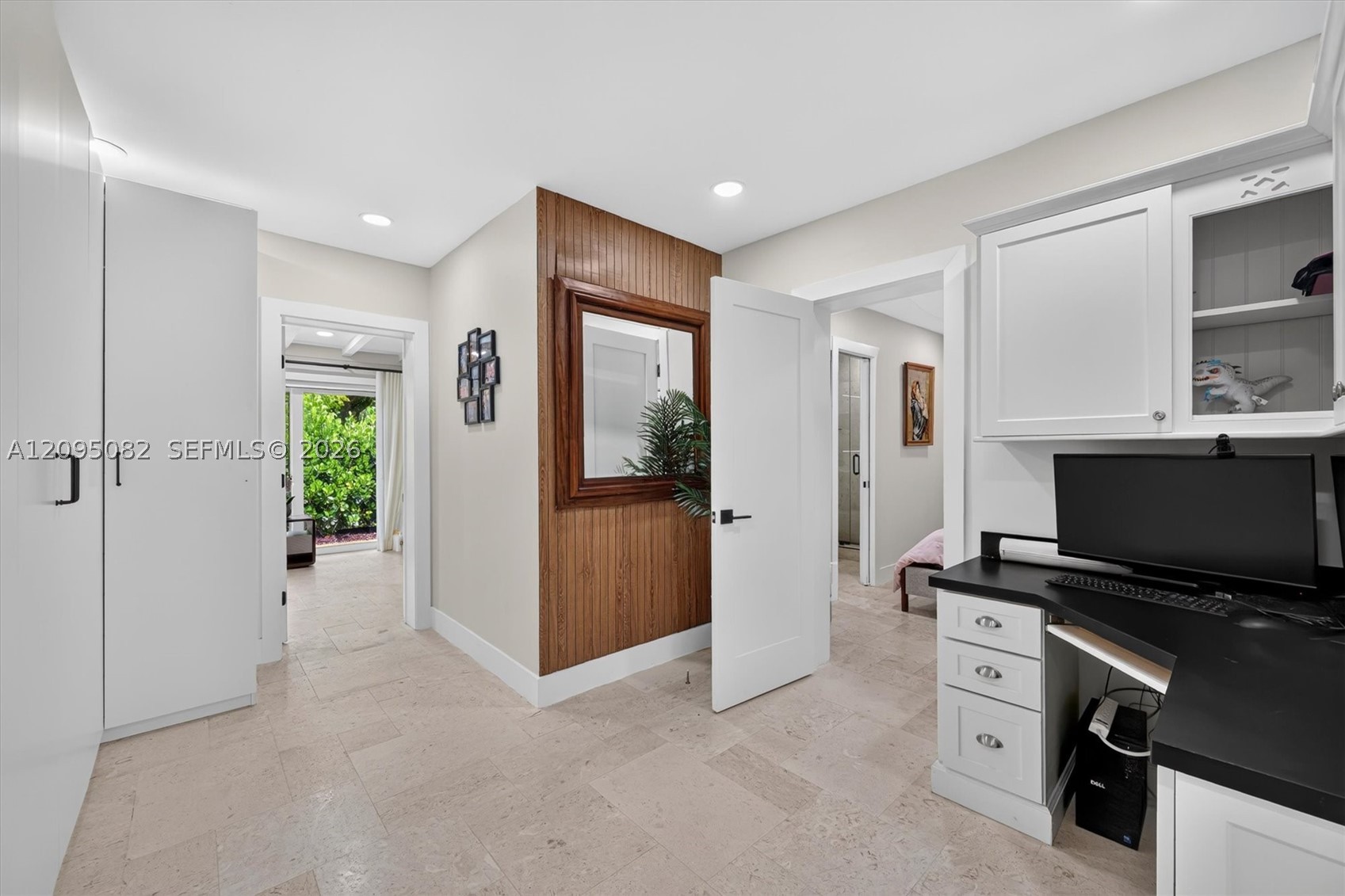 6750 SW 74th St, South Miami FL 33143