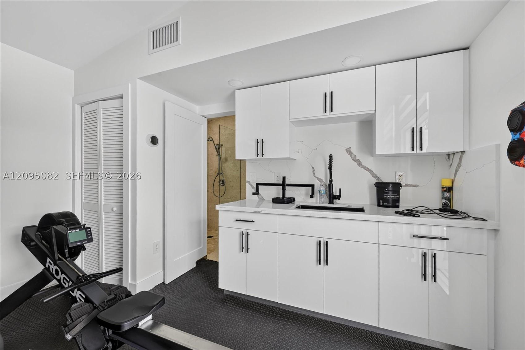 6750 SW 74th St, South Miami FL 33143