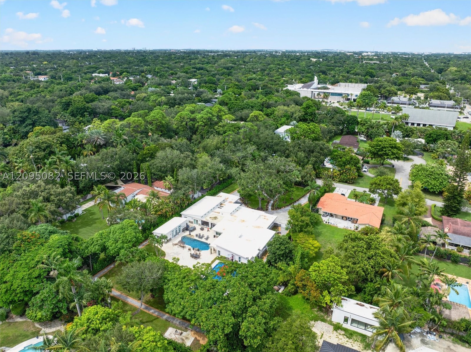 6750 SW 74th St, South Miami FL 33143