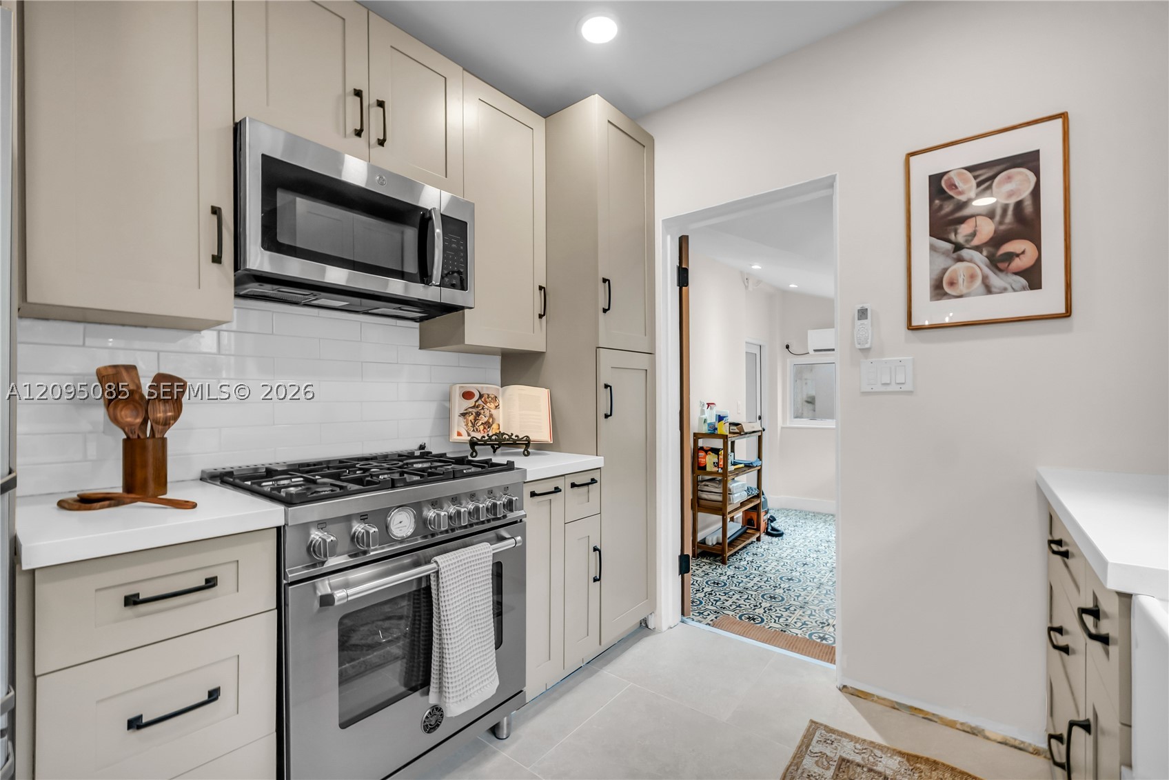 467 NE 55th Ter, Miami FL 33137
