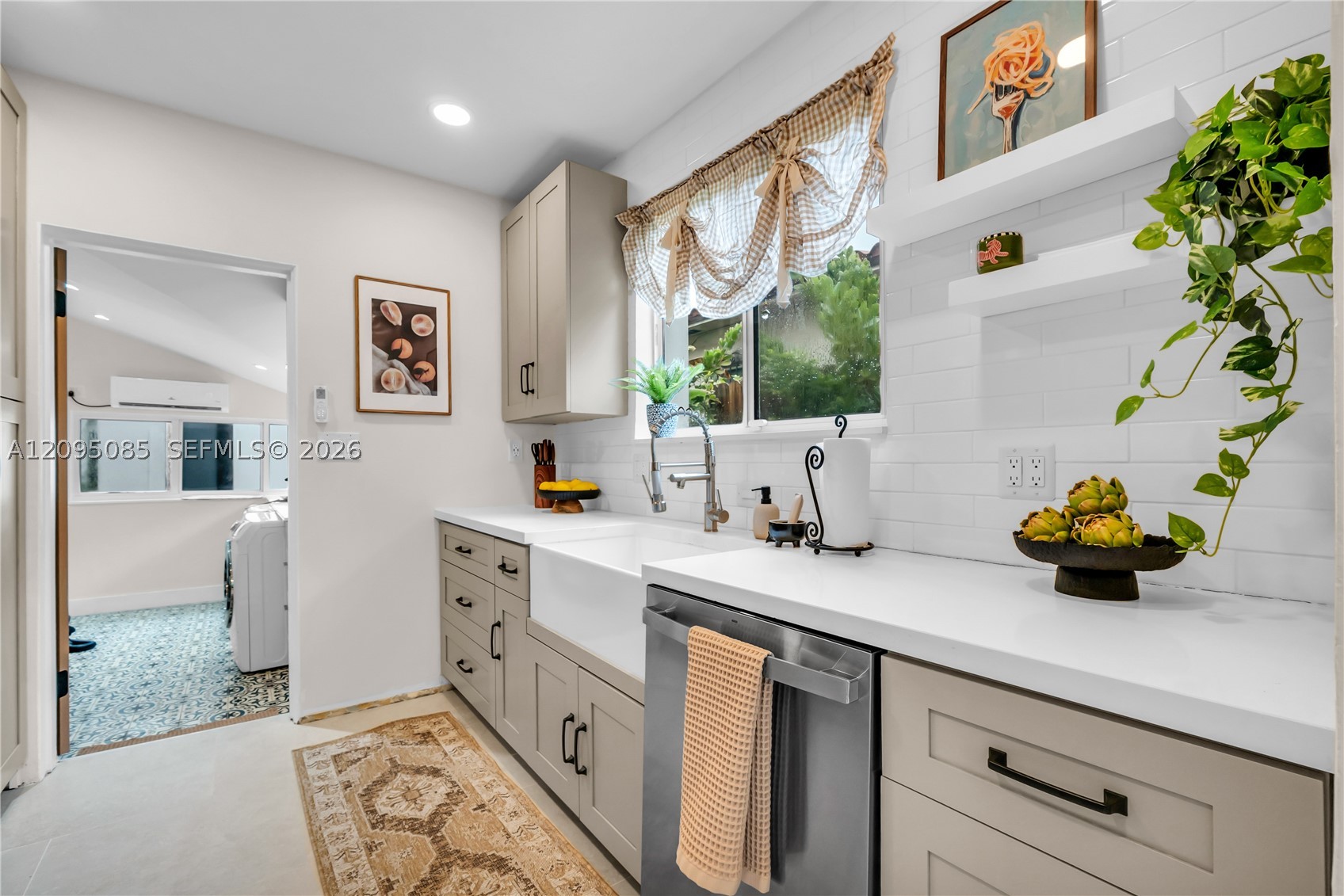 467 NE 55th Ter, Miami FL 33137