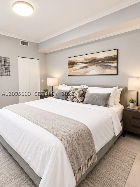 31 SE 5th St #4118, Miami FL 33131