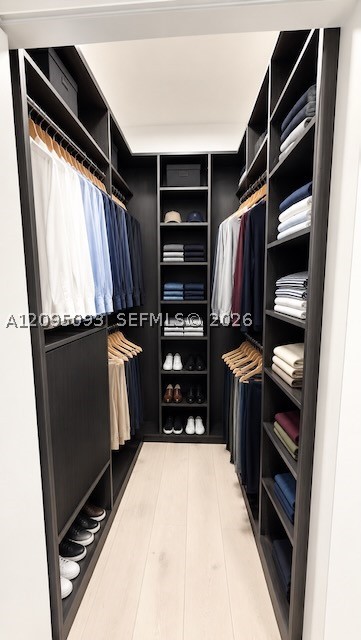 31 SE 5th St #4118, Miami FL 33131