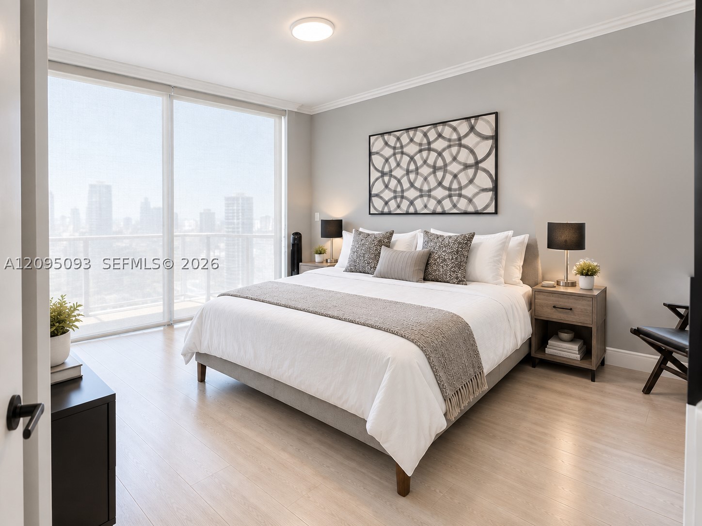 31 SE 5th St #4118, Miami FL 33131