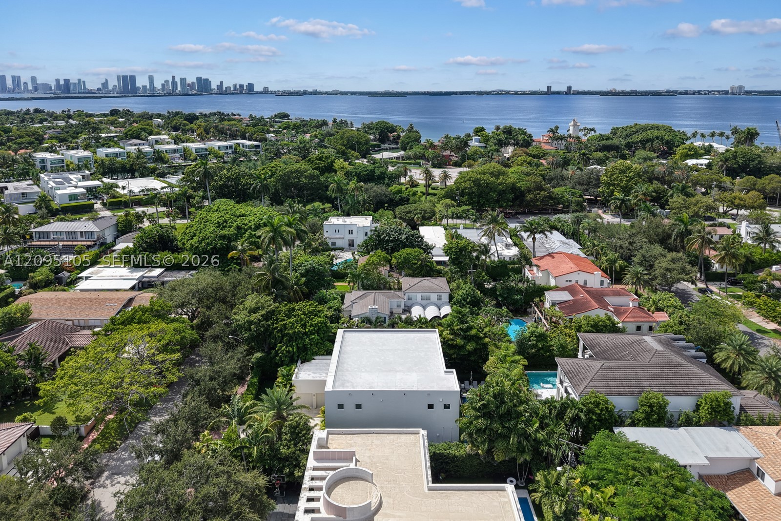 737 W 49th St, Miami Beach FL 33140