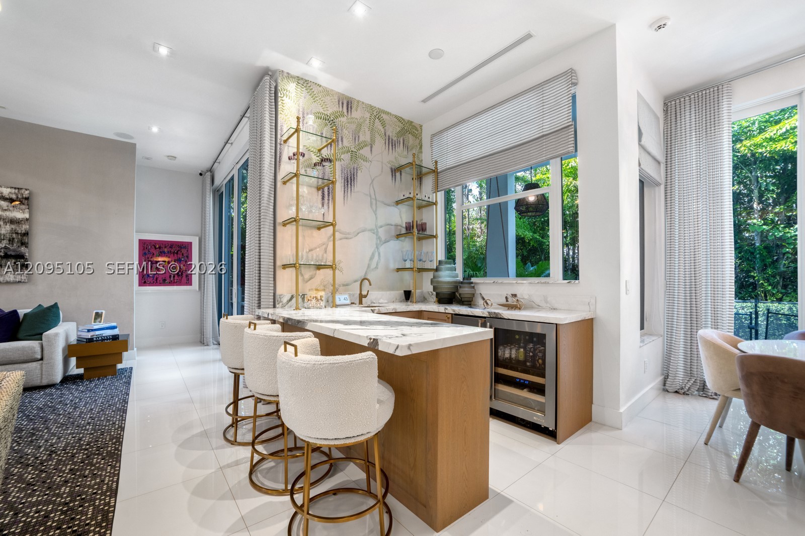 737 W 49th St, Miami Beach FL 33140