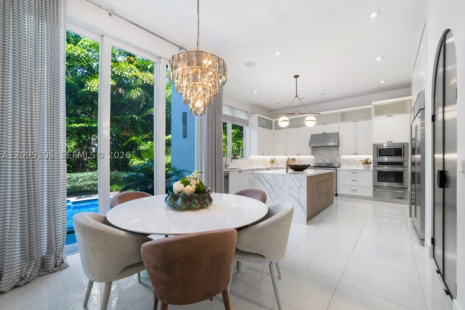 737 W 49th St, Miami Beach FL 33140
