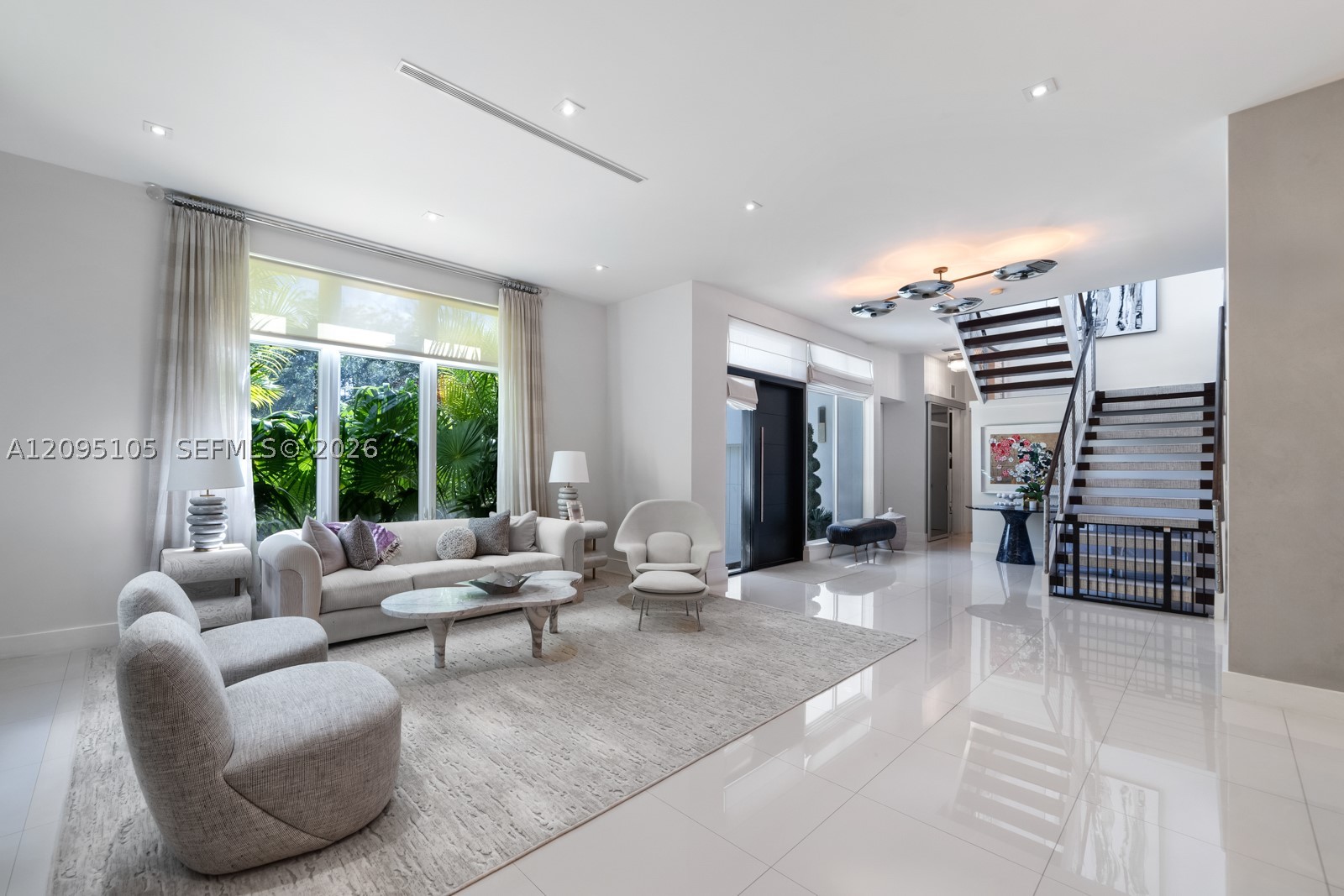 737 W 49th St, Miami Beach FL 33140