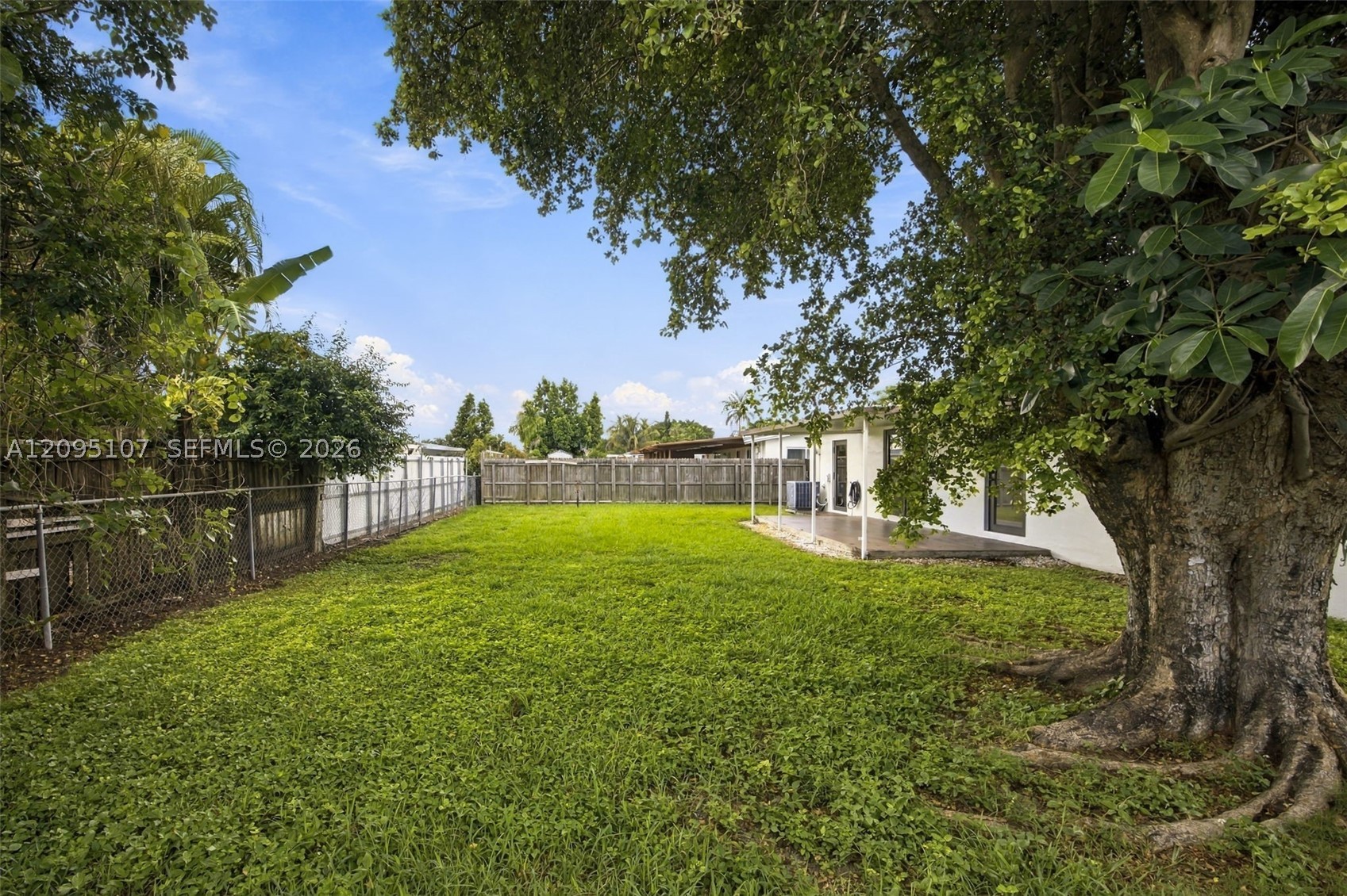 4920 SW 94th Ct, Miami FL 33165