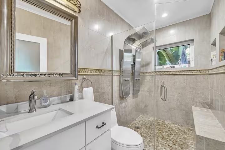 2263 SW 12th St, Miami FL 33135