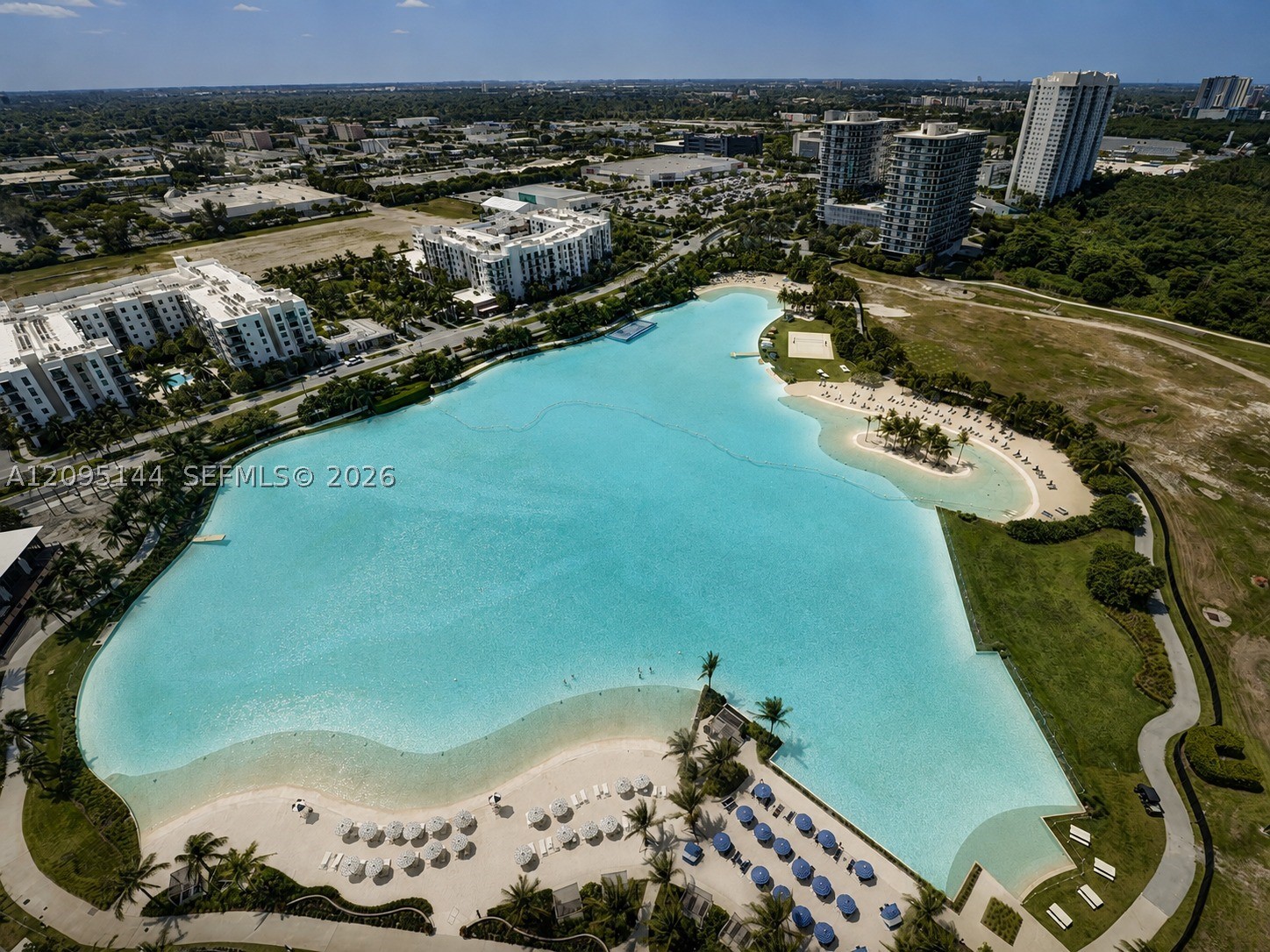 2411 Laguna Cir #2911, North Miami FL 33181