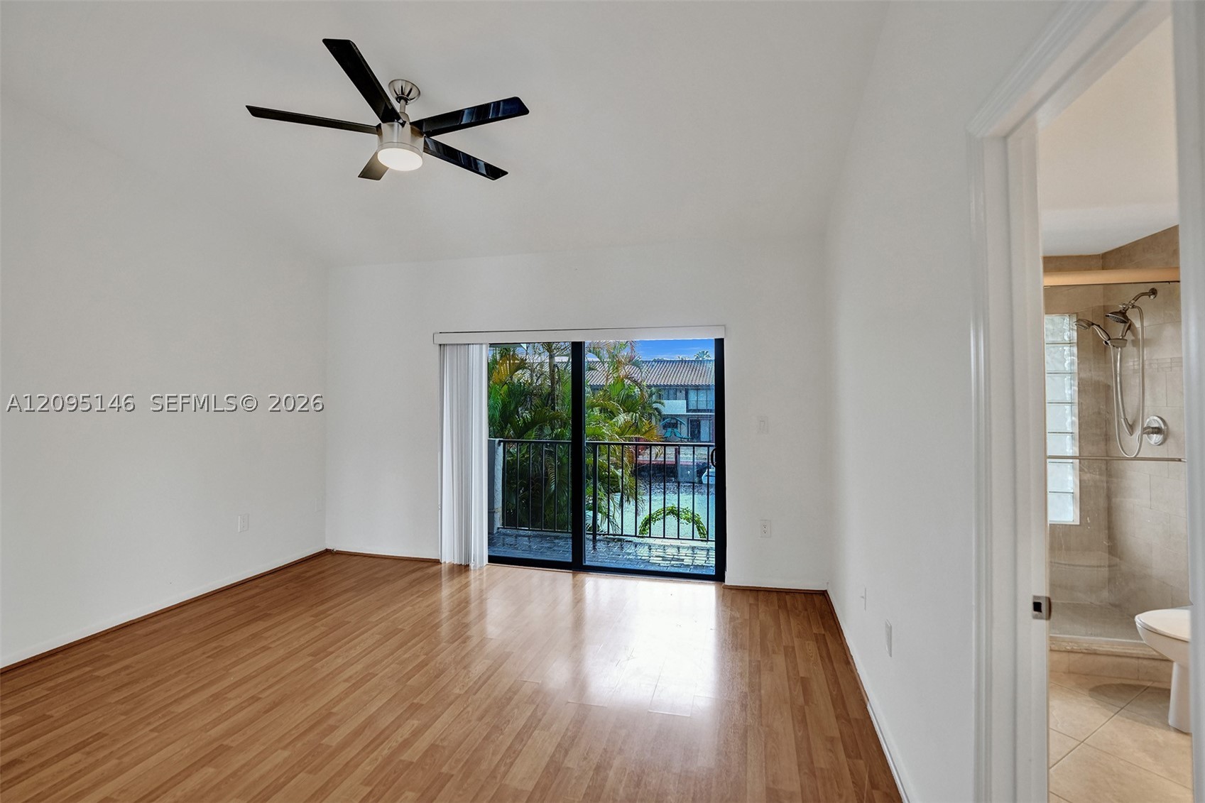 16500 NE 27th Ave #53, Eastern Shores FL 33160