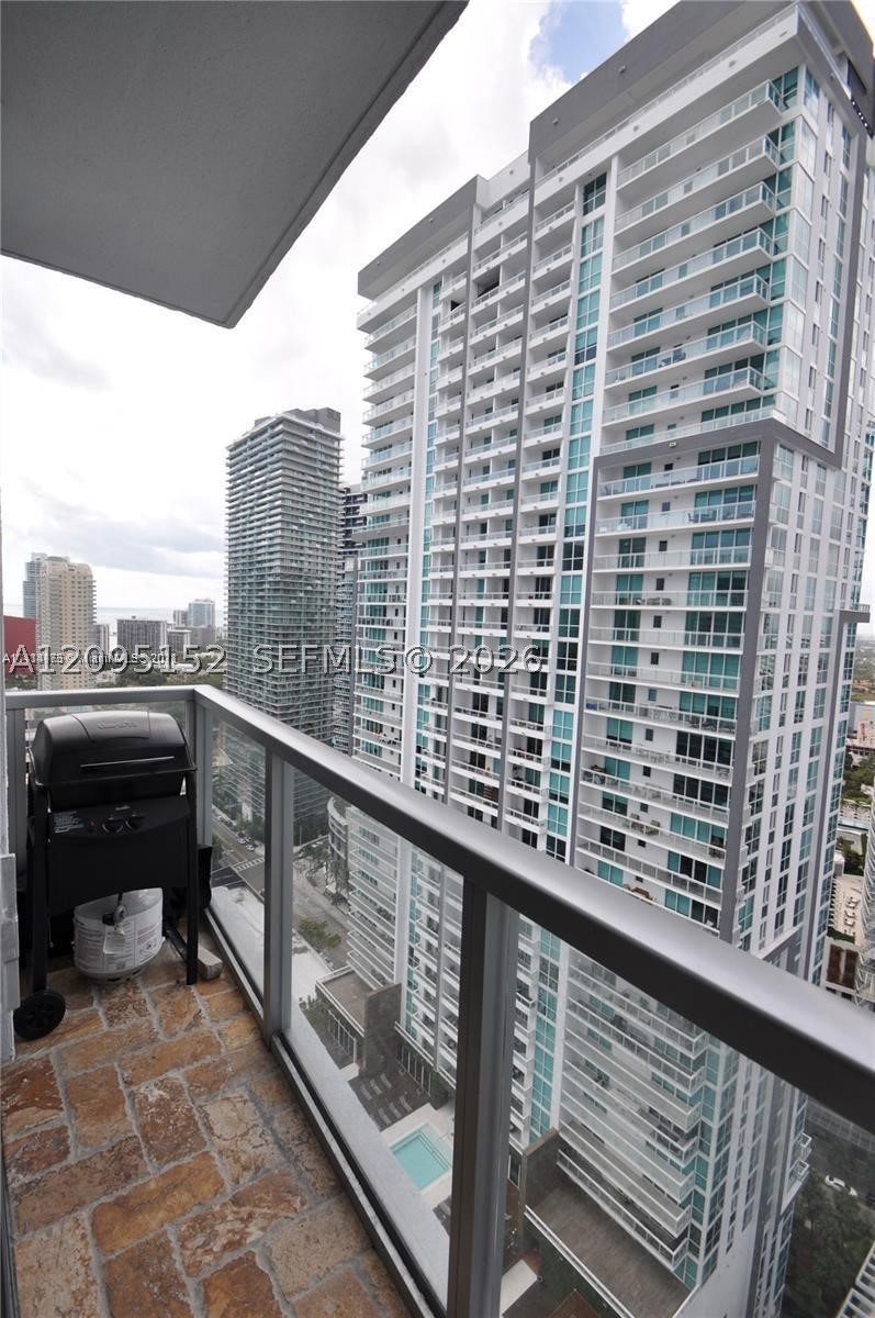 1060 Brickell Ave #3111, Miami FL 33131