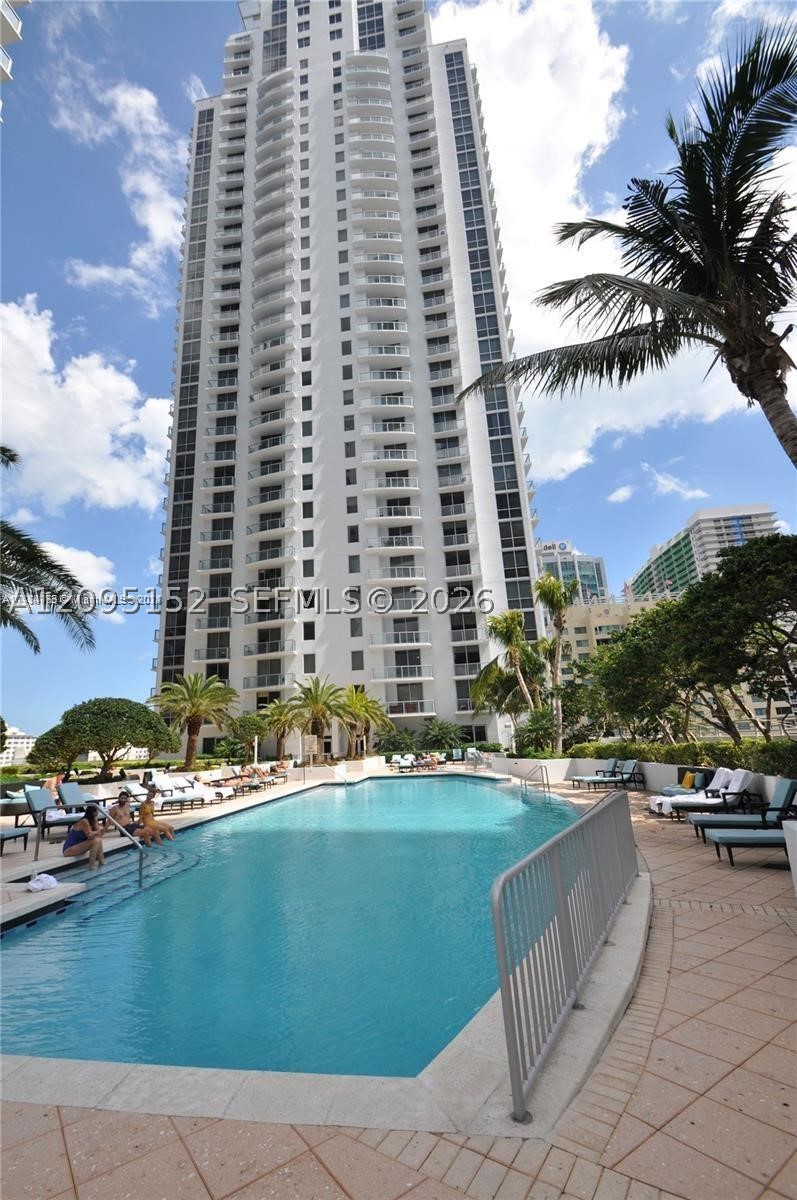 1060 Brickell Ave #3111, Miami FL 33131