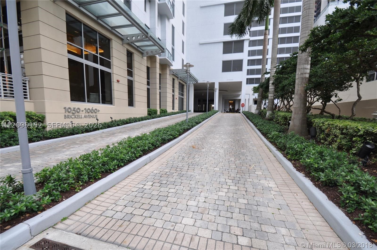 1060 Brickell Ave #3111, Miami FL 33131