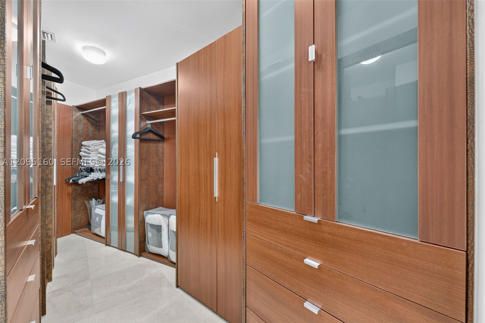 16001 Collins Ave #2606, Sunny Isles Beach FL 33160