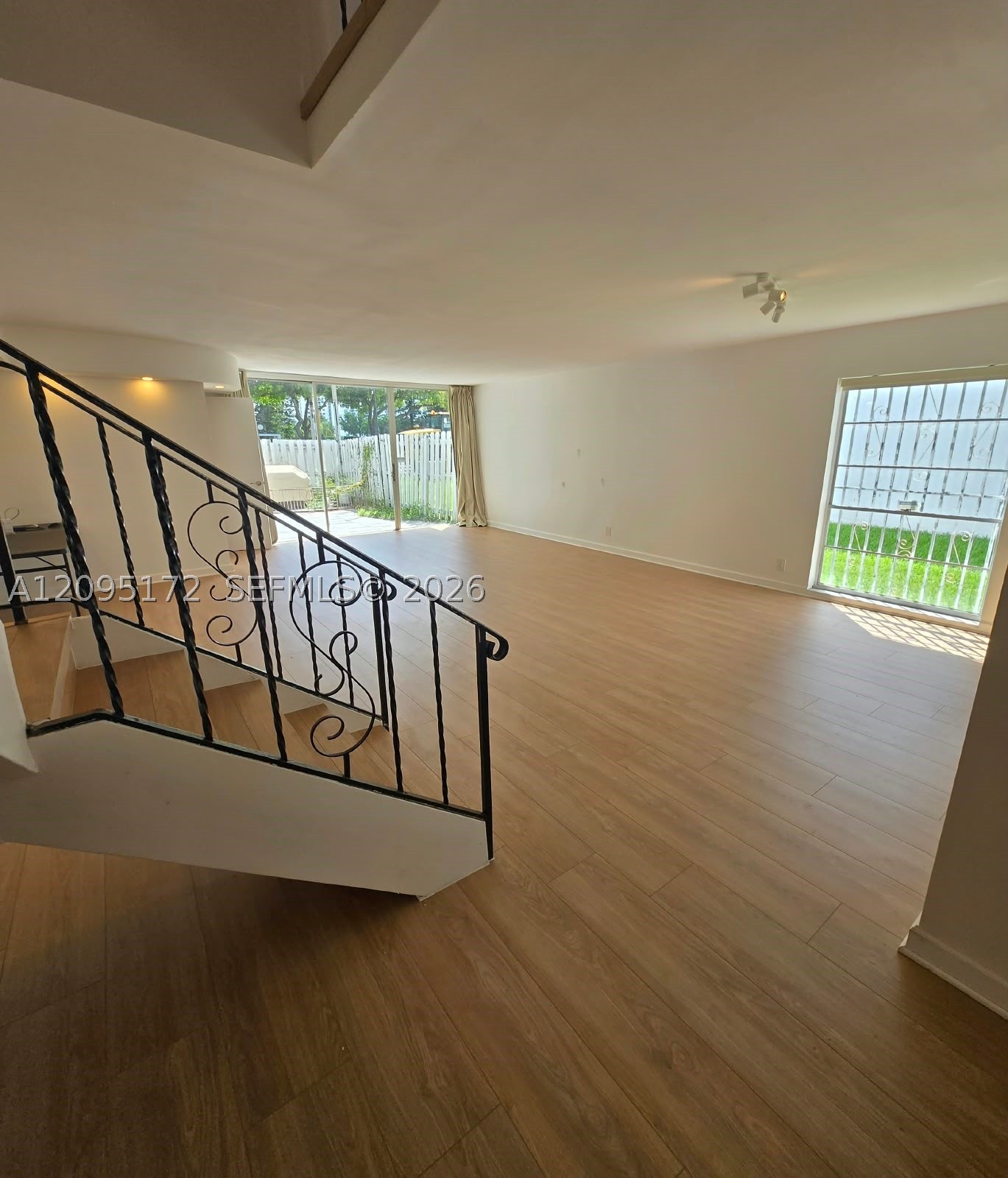 926 NE 27th Ave #926, Hallandale Beach FL 33009