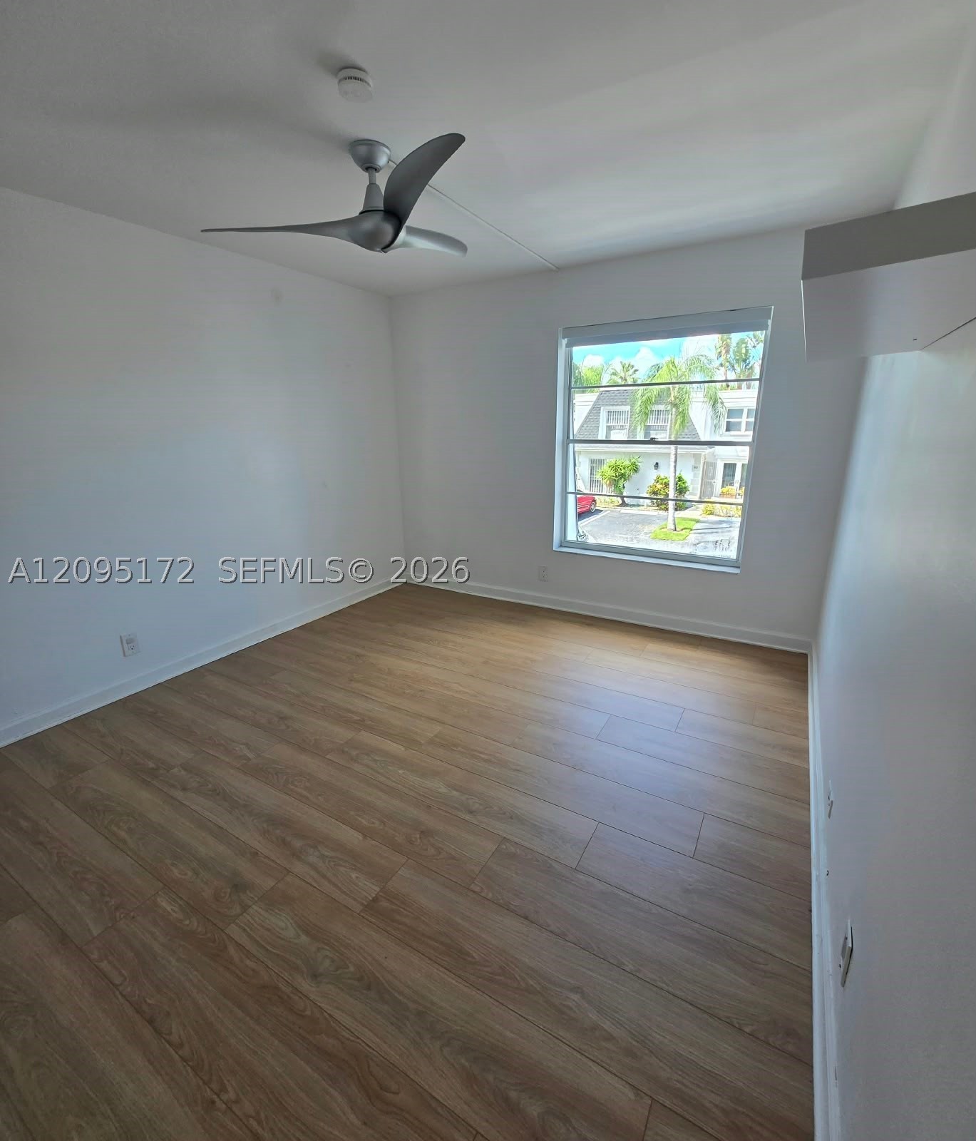 926 NE 27th Ave #926, Hallandale Beach FL 33009