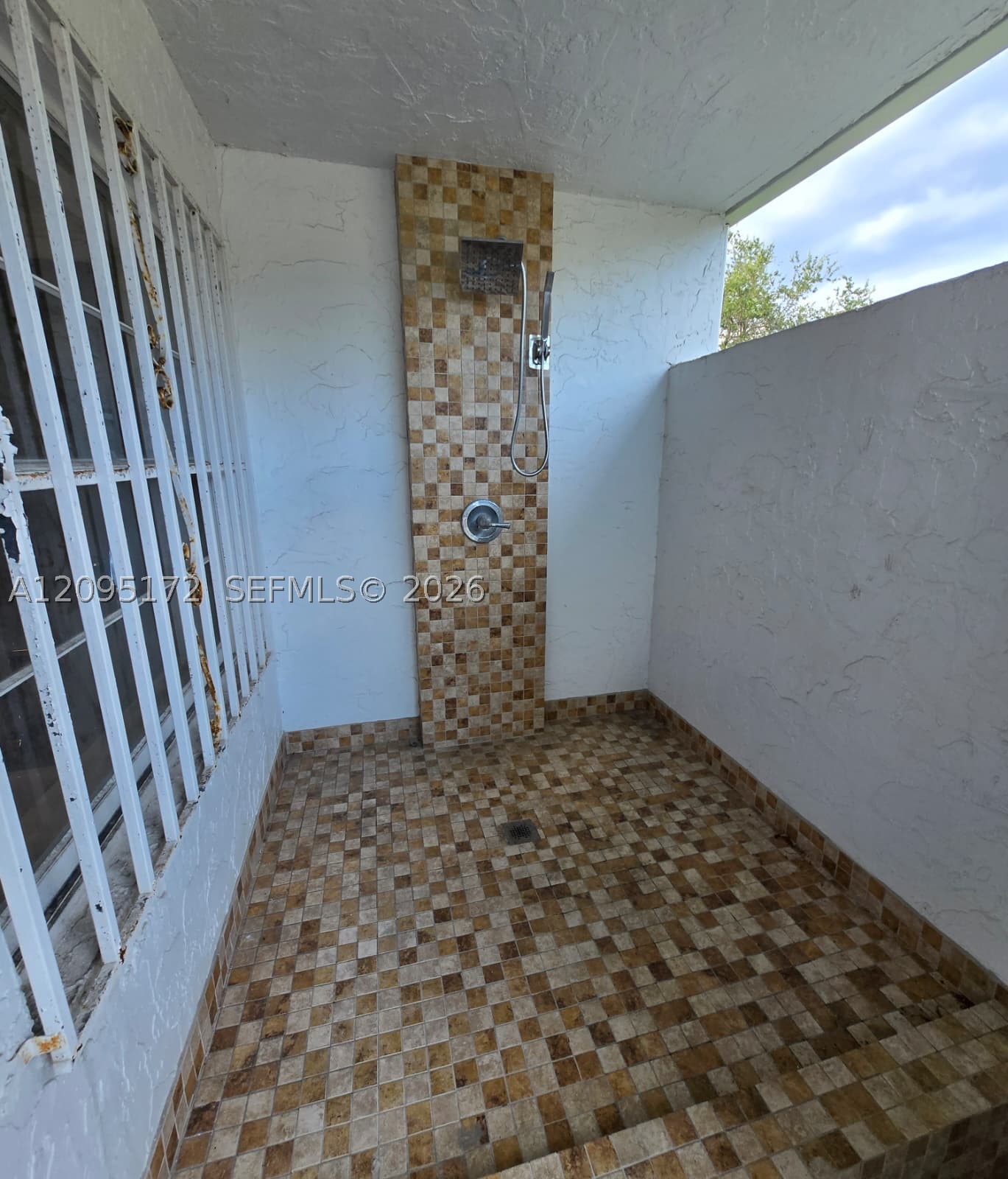 926 NE 27th Ave #926, Hallandale Beach FL 33009
