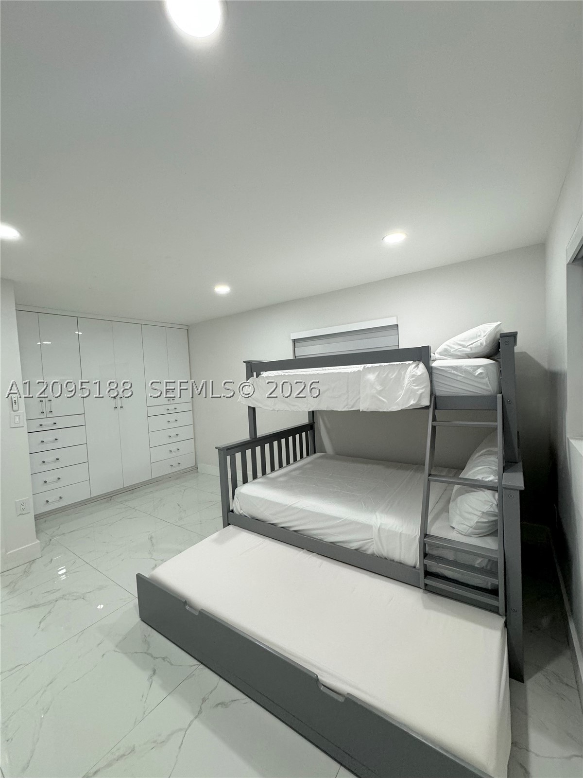 2121 SW 61st Ave, Miami FL 33155