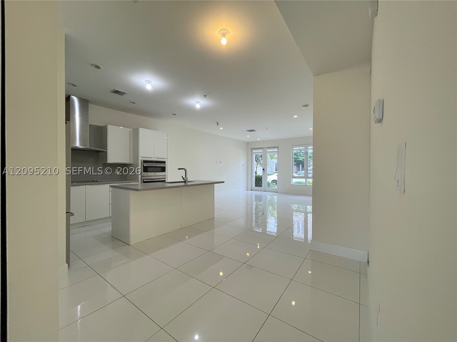 10225 NW 63rd Ter #103, Doral FL 33178