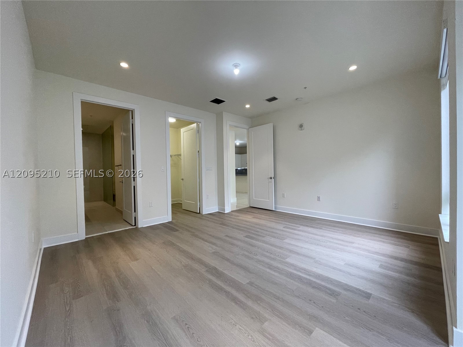 10225 NW 63rd Ter #103, Doral FL 33178