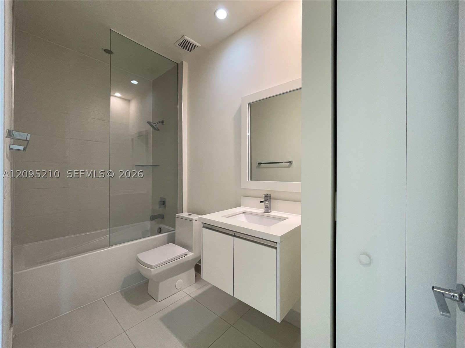 10225 NW 63rd Ter #103, Doral FL 33178