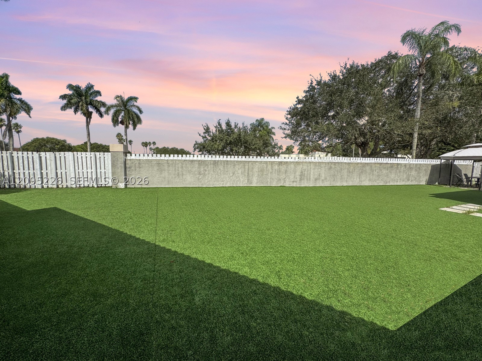 1015 NW 125th Ter, Sunrise FL 33323