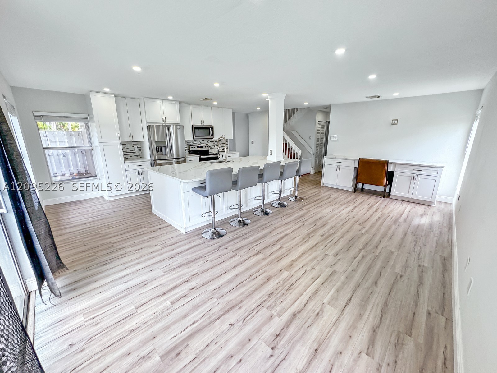 1015 NW 125th Ter, Sunrise FL 33323
