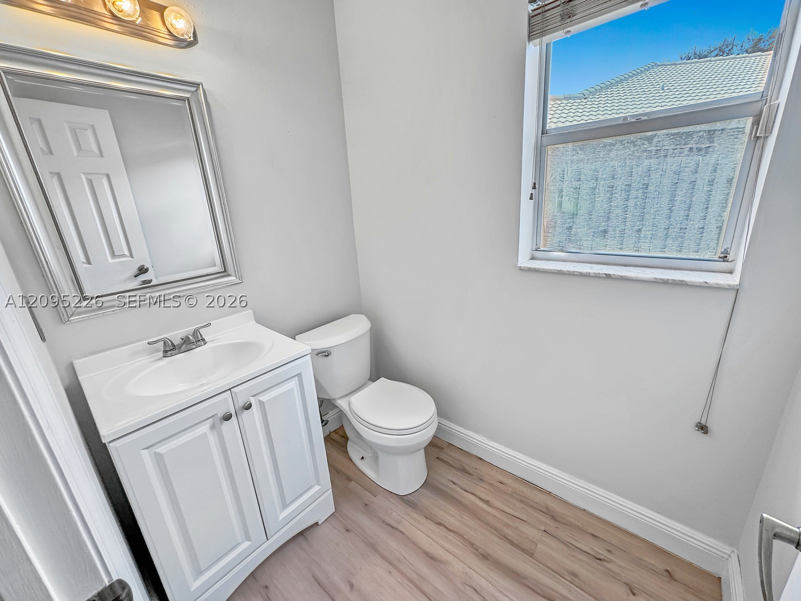 1015 NW 125th Ter, Sunrise FL 33323