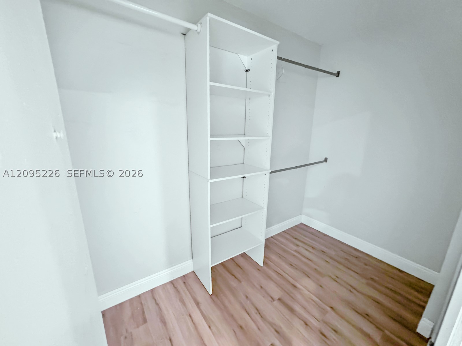 1015 NW 125th Ter, Sunrise FL 33323