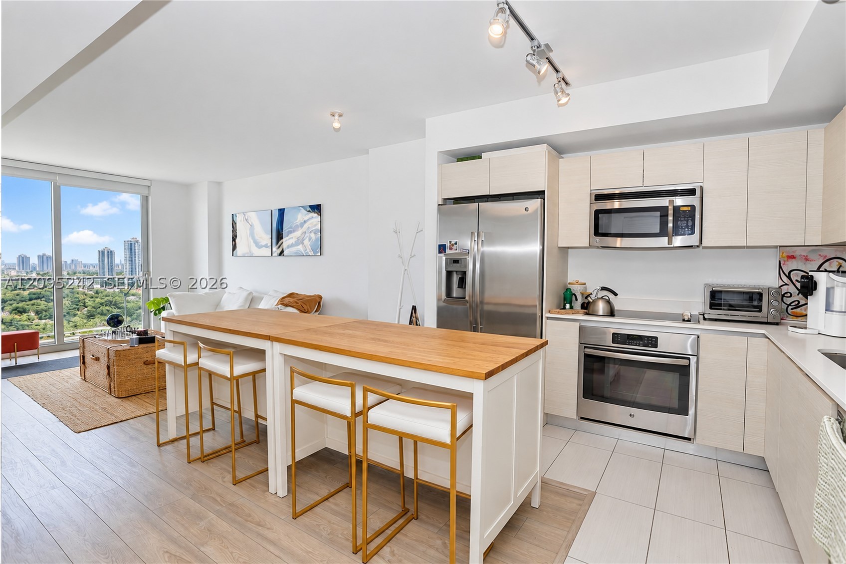 4250 Biscayne Blvd #1512, Miami FL 33137