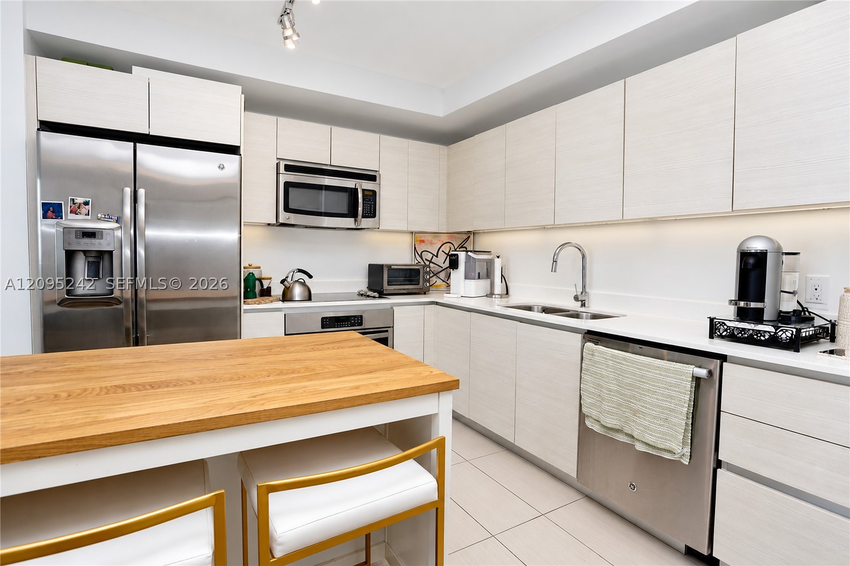 4250 Biscayne Blvd #1512, Miami FL 33137