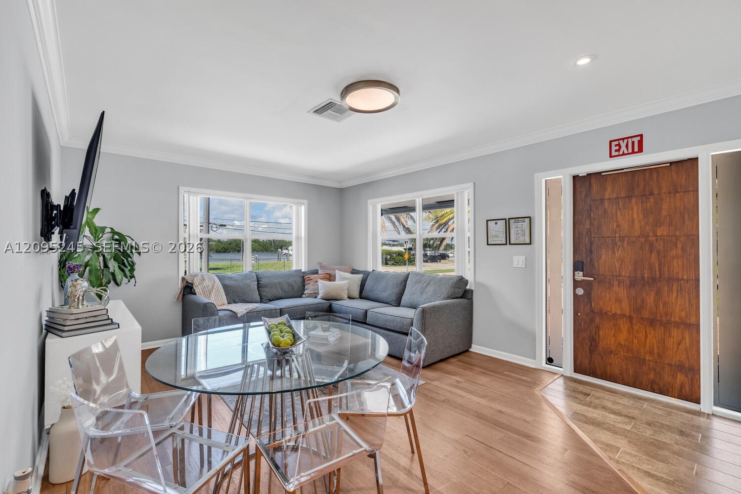 328 Missouri St, Hollywood FL 33019