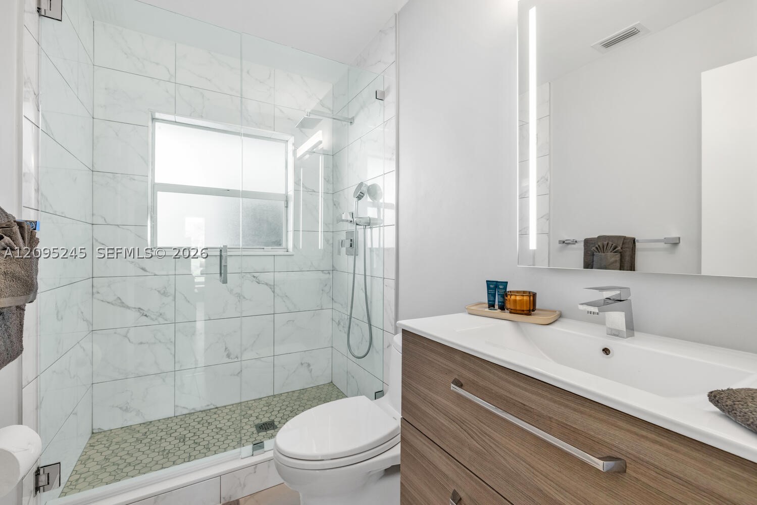 328 Missouri St, Hollywood FL 33019