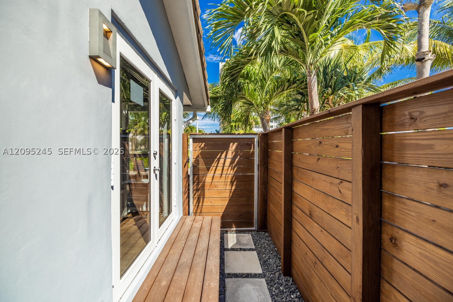 328 Missouri St, Hollywood FL 33019