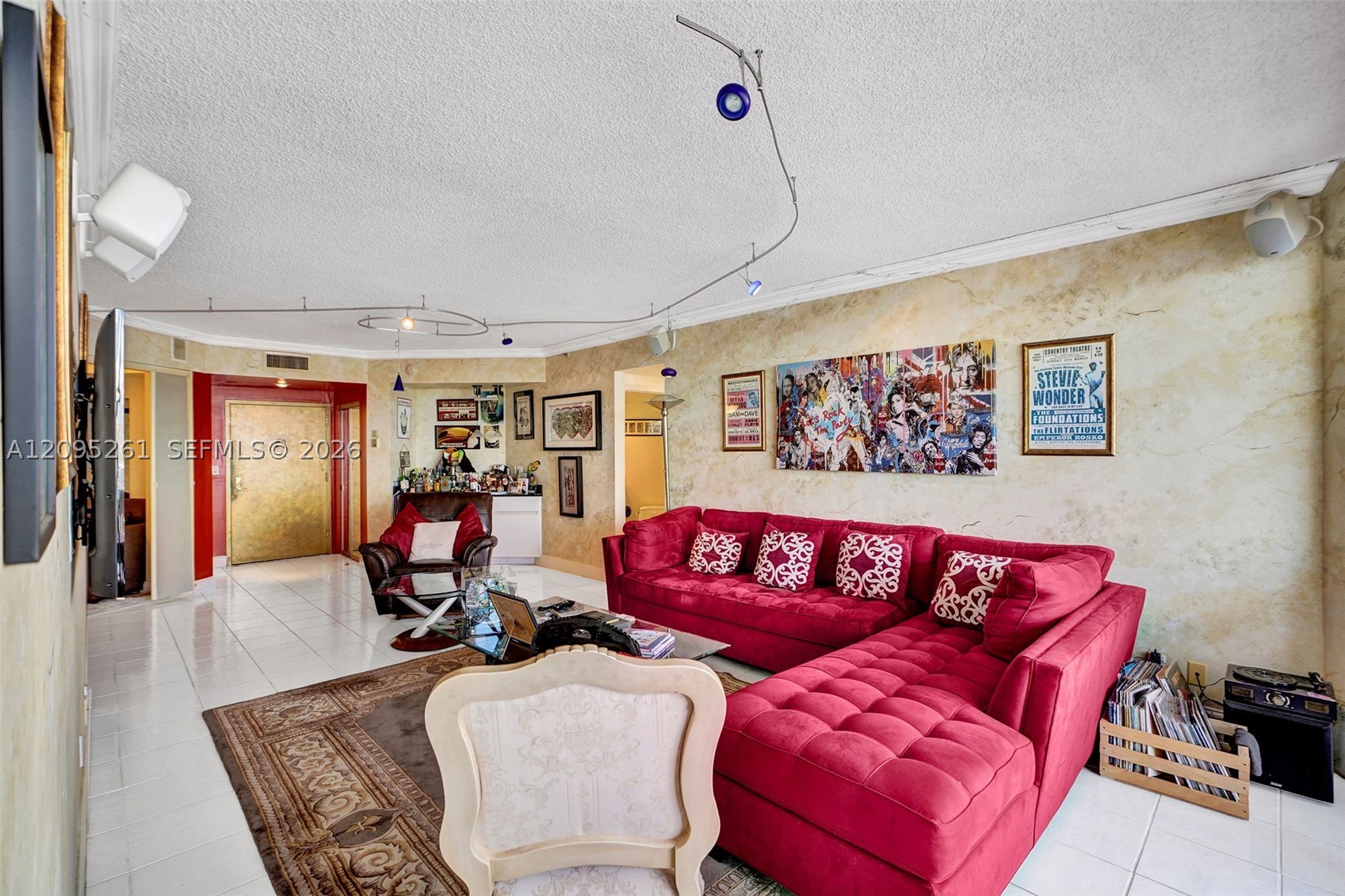 3000 ISLAND BL #2304, Aventura FL 33160