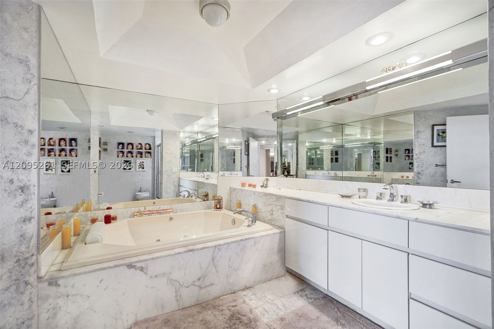 3000 ISLAND BL #2304, Aventura FL 33160