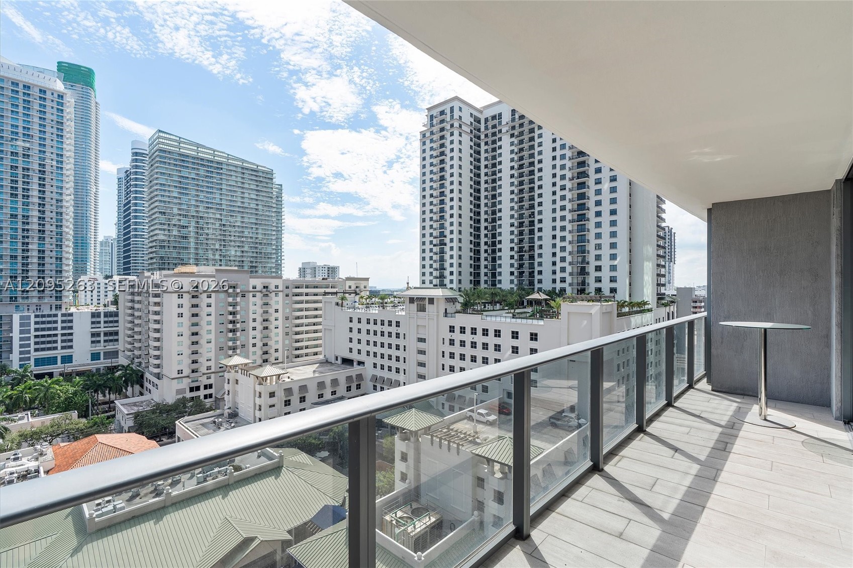 45 SW 9th St #1005, Miami FL 33130