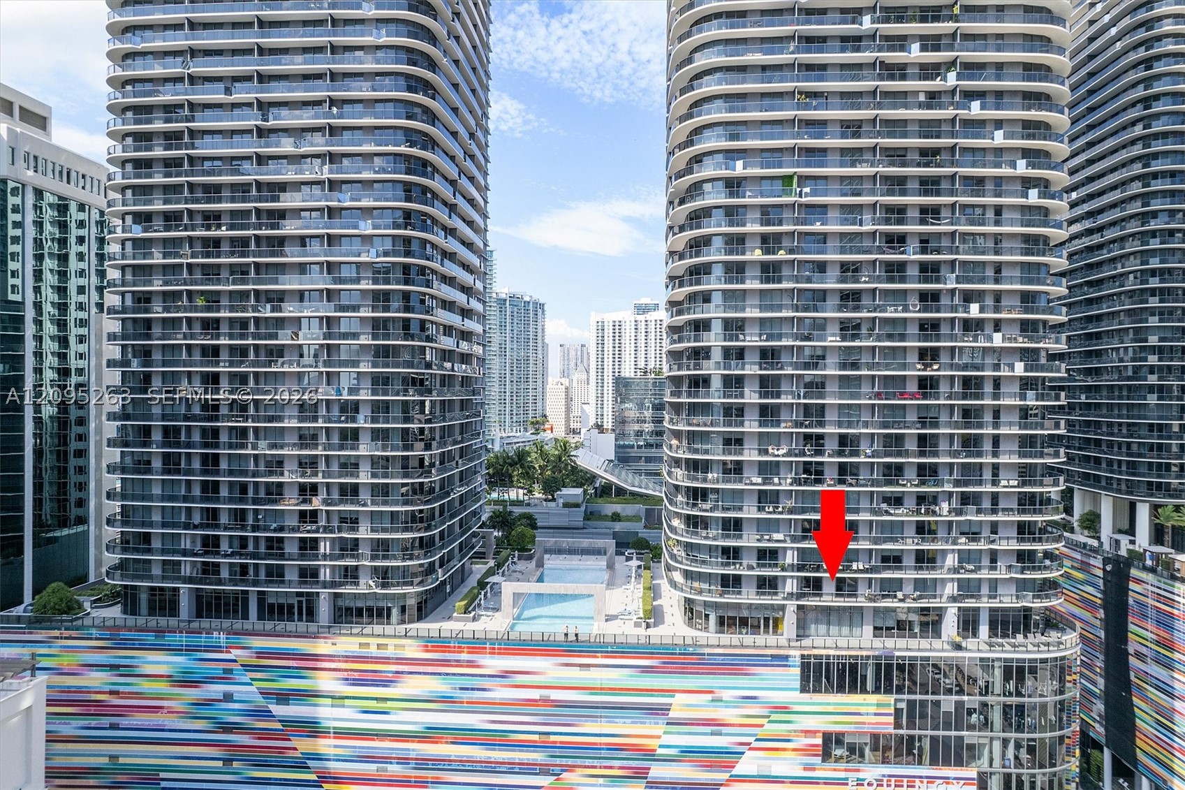 45 SW 9th St #1005, Miami FL 33130