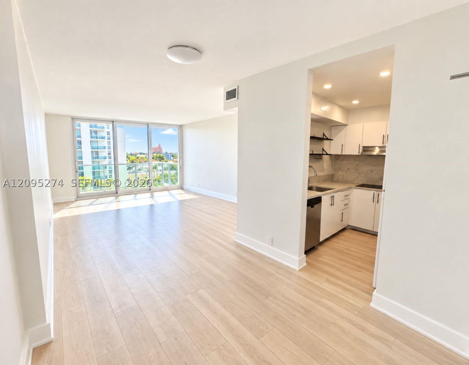 1000 West Ave #608, Miami Beach FL 33139