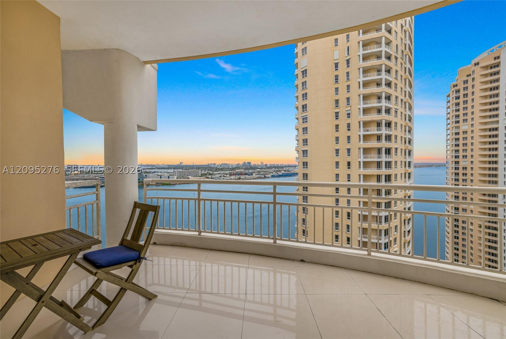 Miami FL 33131 - A12095276