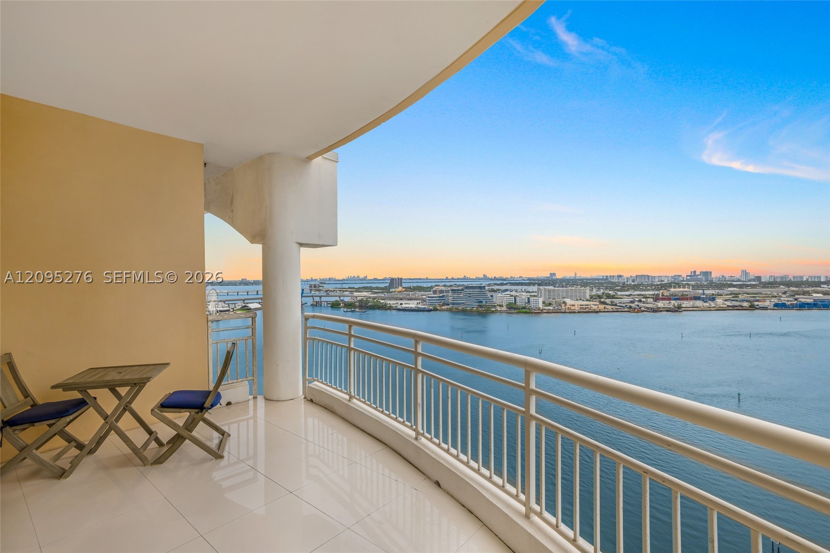 Miami FL 33131 - A12095276