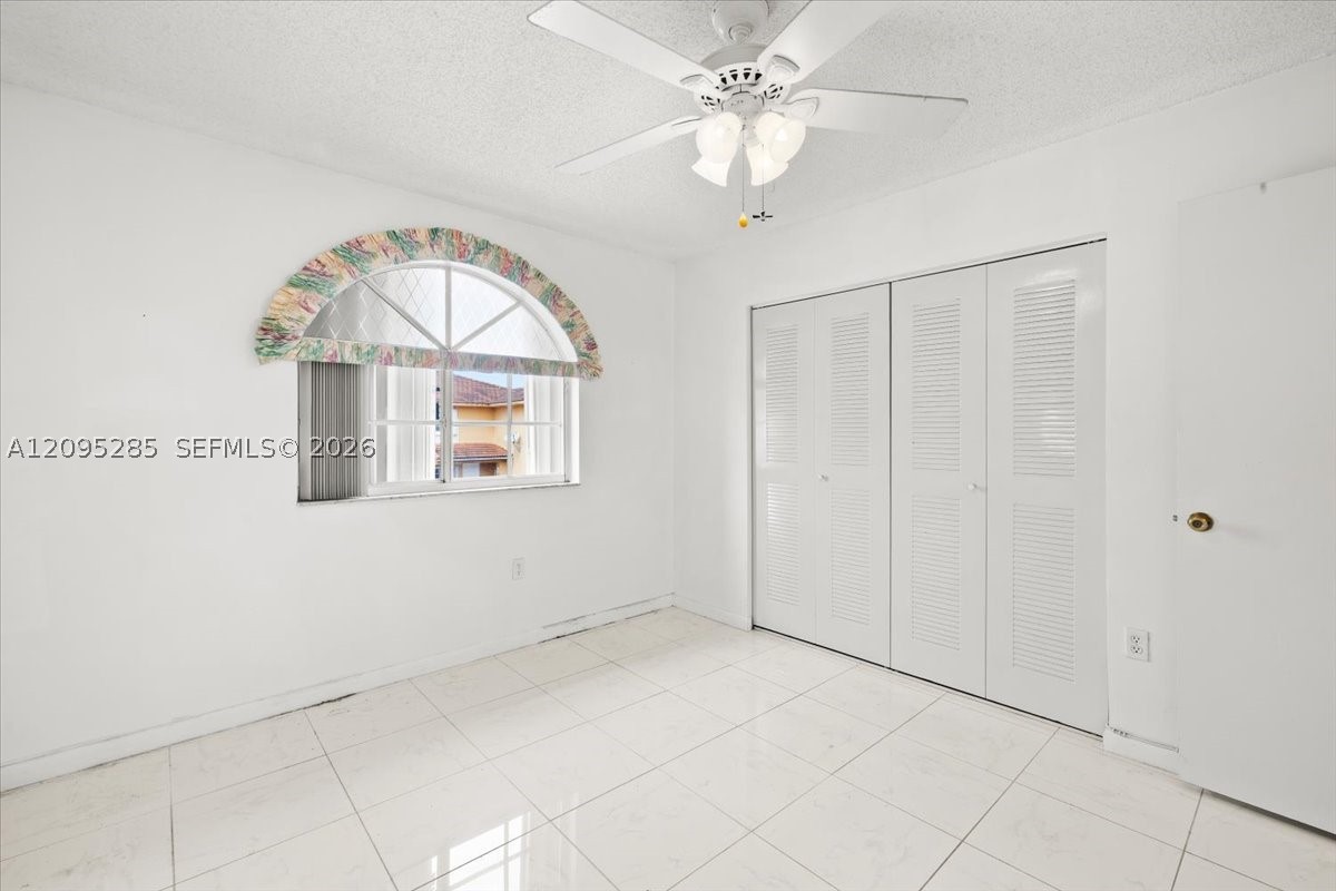 3554 W 80th St #202, Hialeah FL 33018