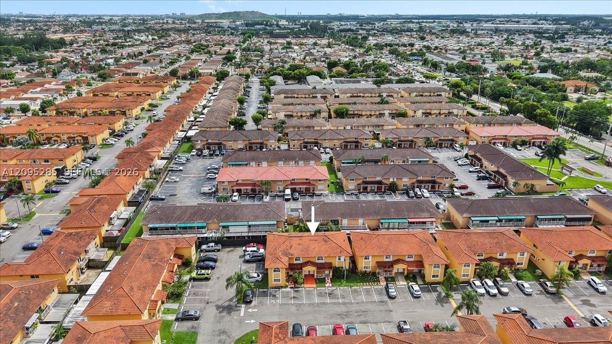3554 W 80th St #202, Hialeah FL 33018