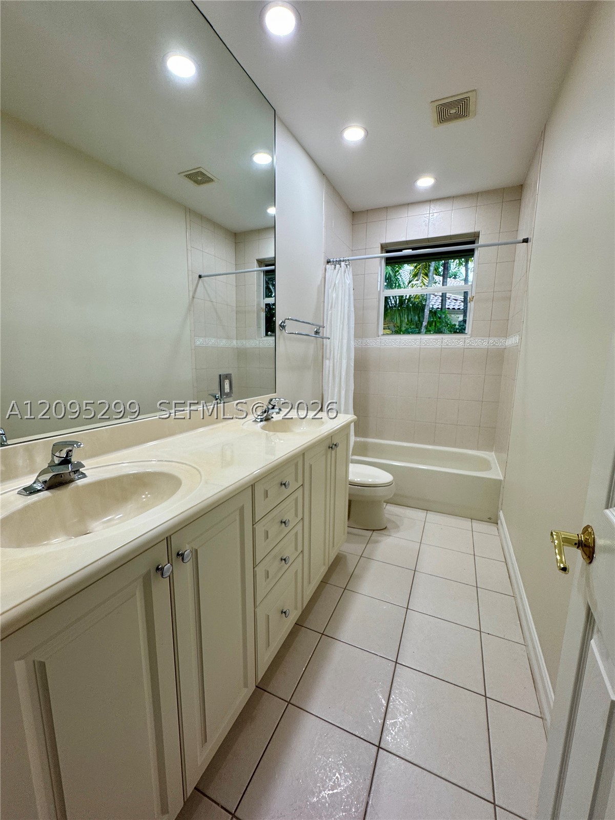 11051 Canary Island Ct #11051, Plantation FL 33324