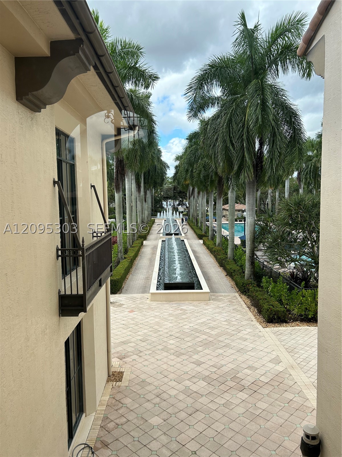 2979 NW 124th Way, Sunrise FL 33323