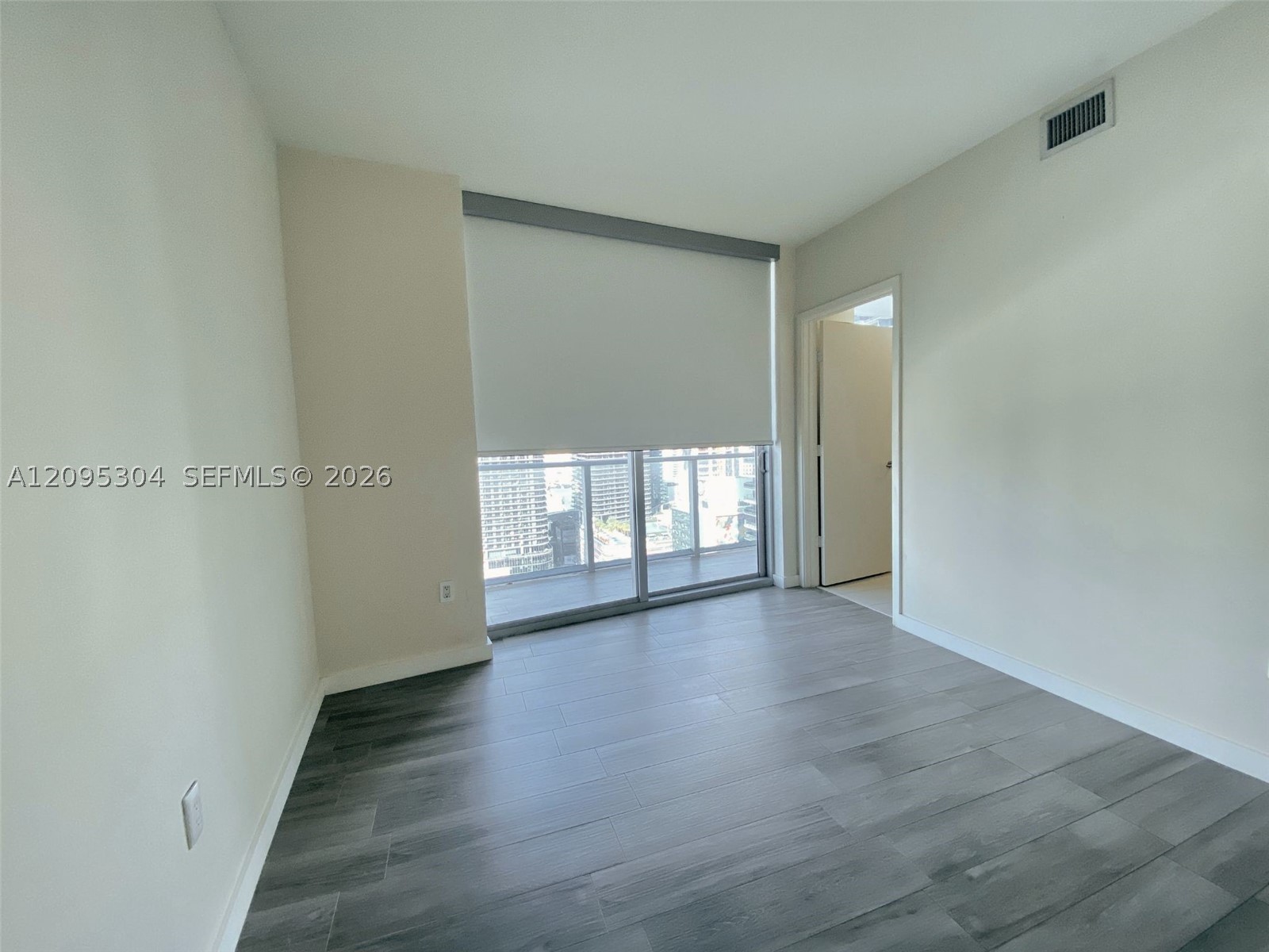 Miami FL 33130 - A12095304