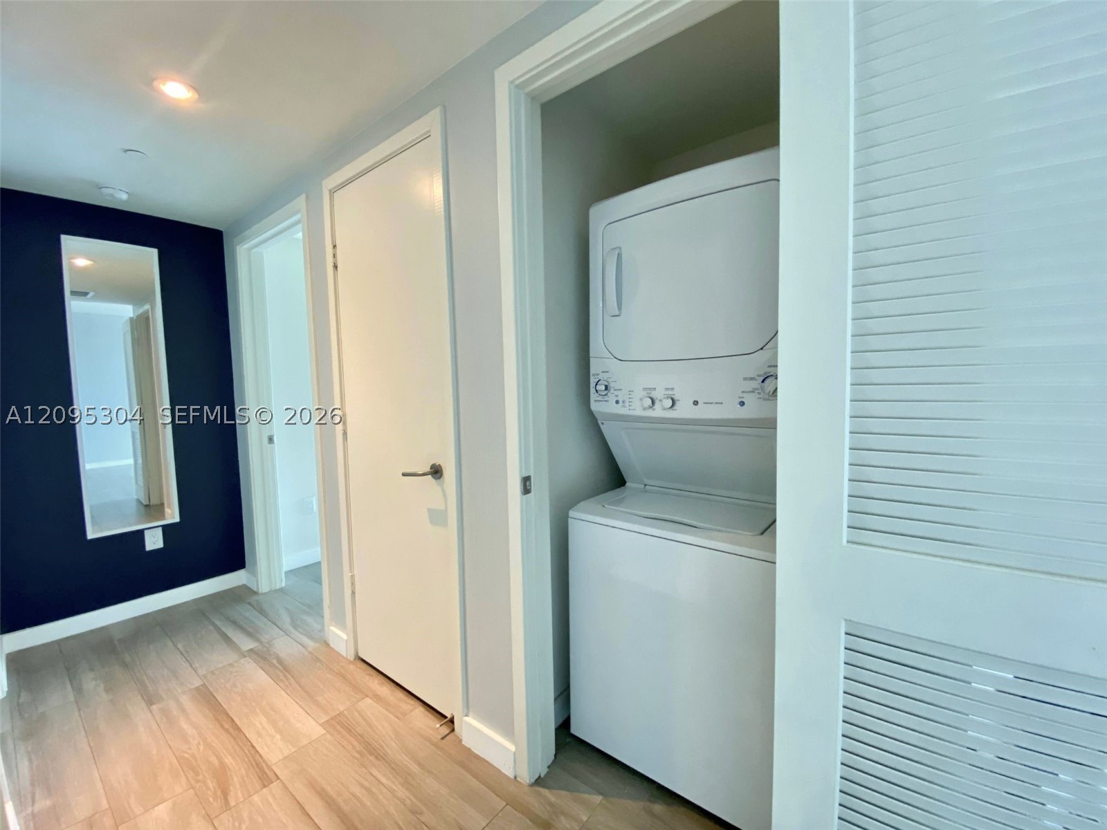 Miami FL 33130 - A12095304