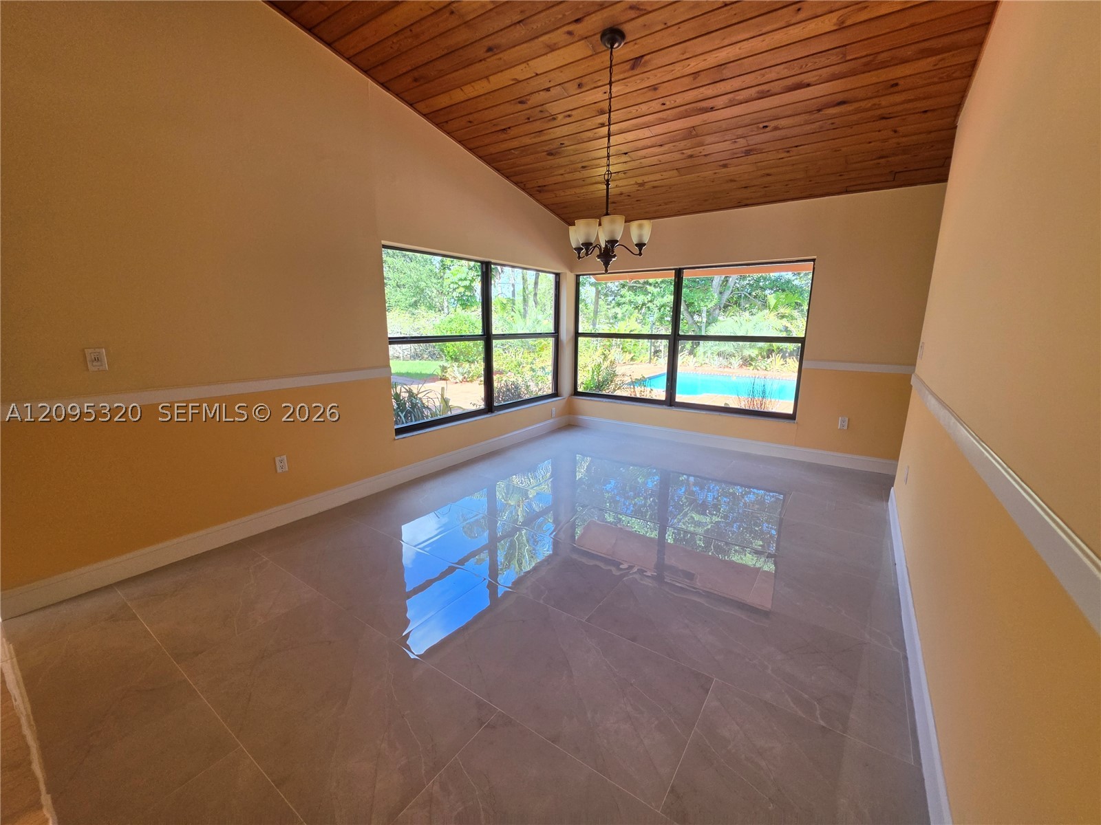10204 SW 96th Ct, Miami FL 33176